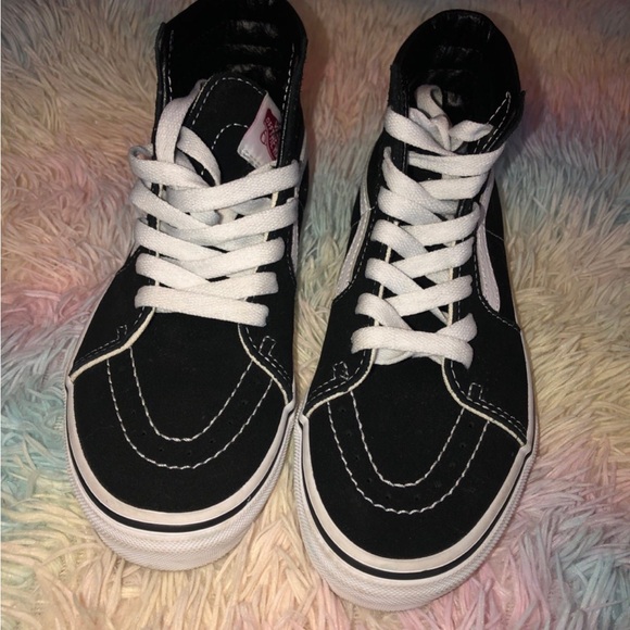 Vans - Picture 5 of 5